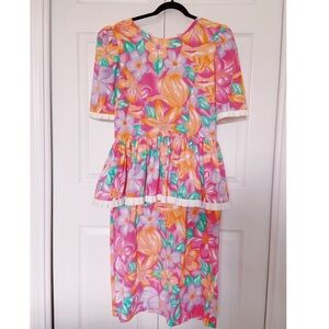 VINTAGE | 90’s Floral Peplum Dress.